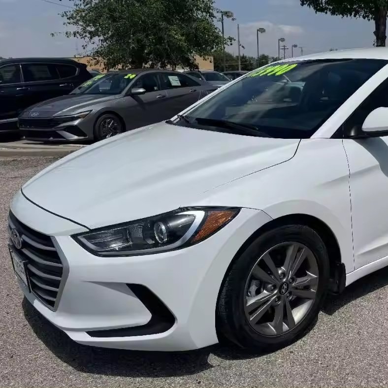2018 Hyundai Elantra Neatly Used Electric Car with Leather Seats Rear Camera Left Steering Bus Dimensions
